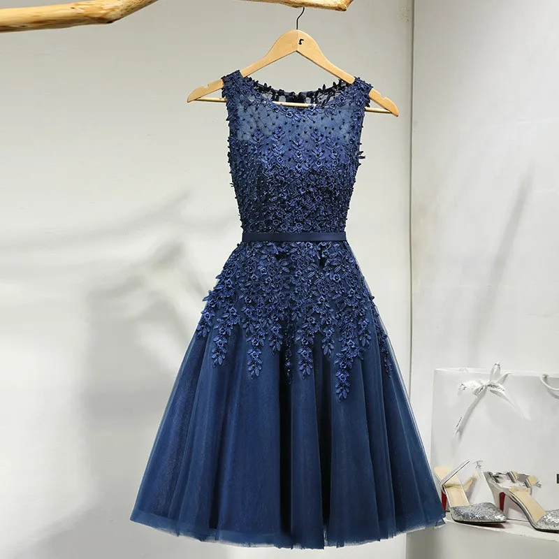 

2019 New Fashion Lace Flower Party Dresses Women Elegant Beading A-line Empire Dress Bridesmaid Sleeveless Mesh Embroidery Dress