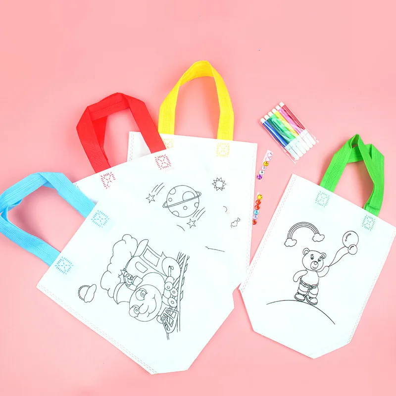 DIY Graffiti Decorator Kit Nonwoven Bags with Color Pens Kids Birthday Party Favor Tote Gift