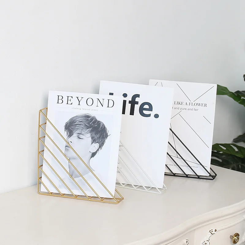 بسيطة المطاوع الحديد جدار شنقا تخزين الرف الشمال Ins مجلة رف سلة التخزين بسيطة مكتب رف الجدار مدبرة هدايا