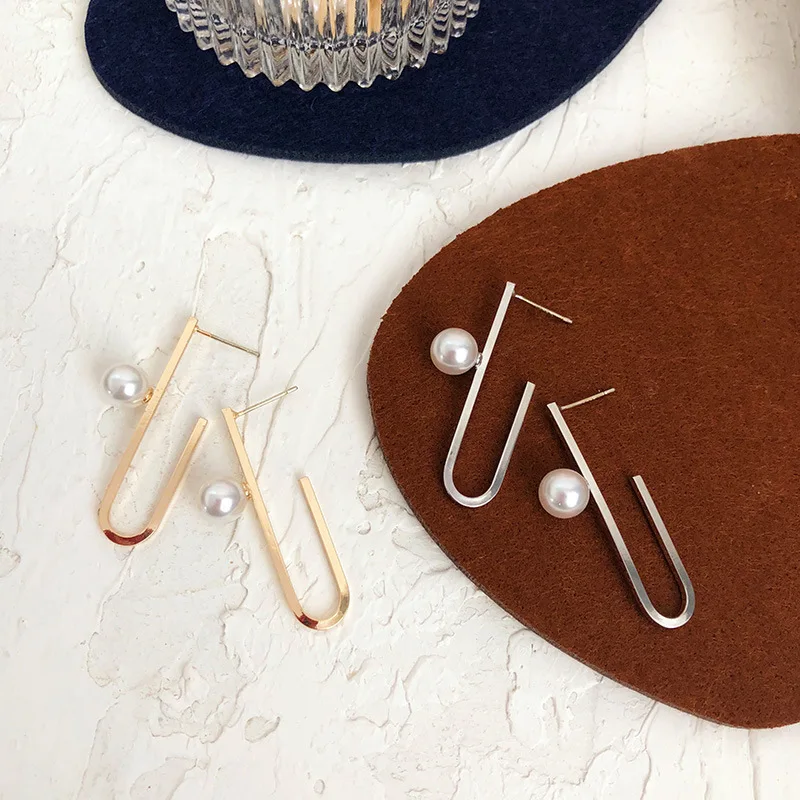 

Good Quality Korean Style Simulated Pearl Stud Earrings Simple Geometric U Shaped Earring for Women Handmade Jewelry Wholesale