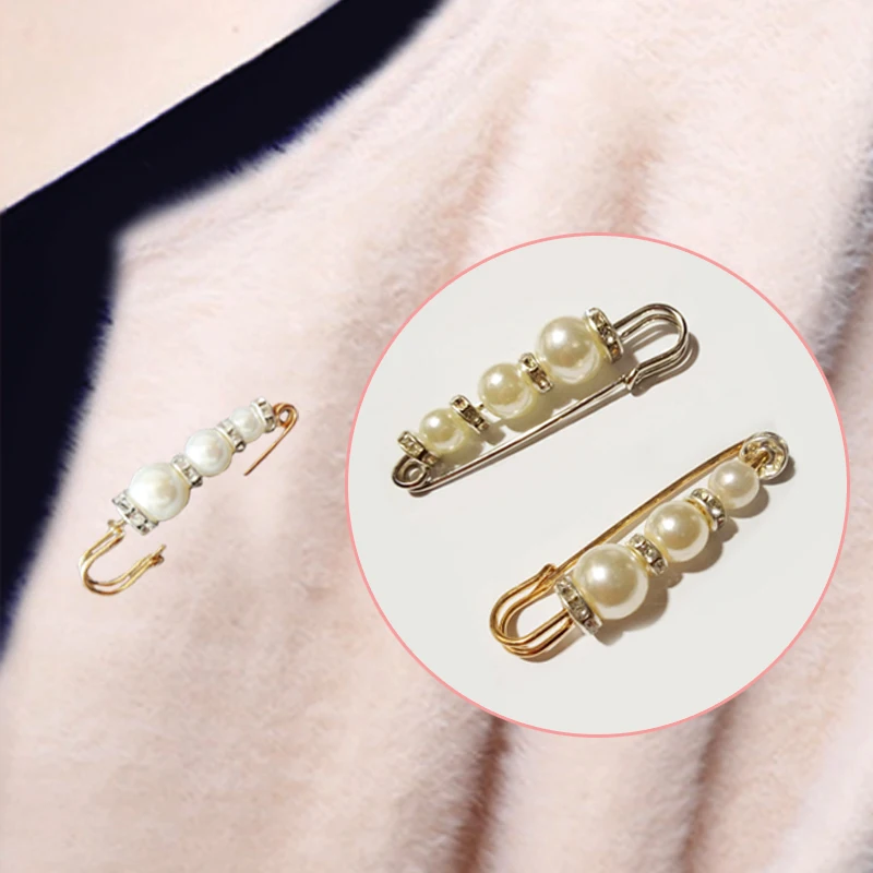 

Popular Christmas Gift Golden Scarf Brooch Exquisite Crystal Business Suit Pearl Rhinestone Skirt Silver Sweater Brooches