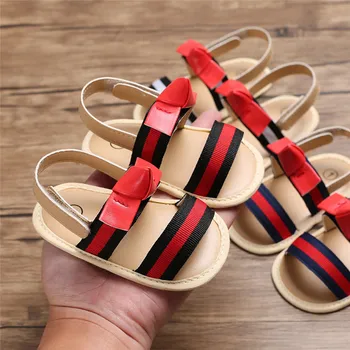 

2019 New Kids Baby Boys Girls PU Leather Sandals Clogs Summer Soft Crib Sole Shoes Striped Bowknot Patchwork Sandals Clogs 0-18M