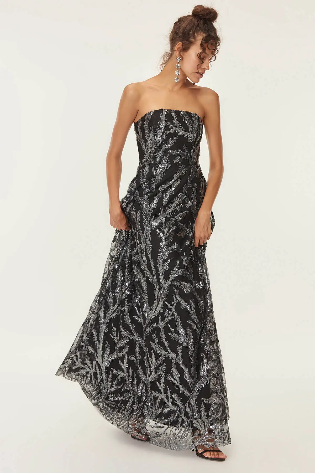 Noche Gris Vestido Bordado Lentejuelas Trendyol Tprss18fz0411 De RqCSXxwC4
