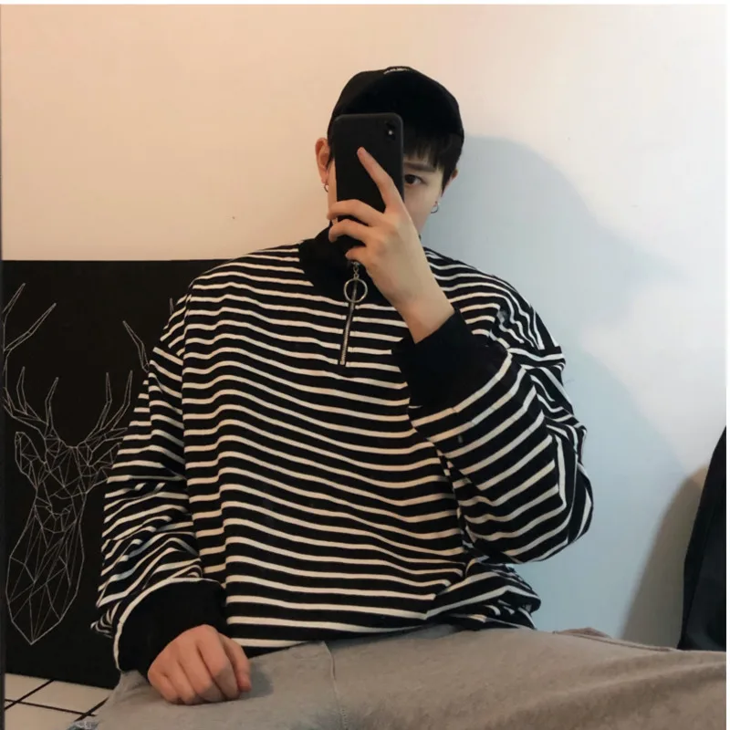 

2019 Spring And Summer New Korean Version Of The Campus Wind Couple Long-sleeved Trend Striped Casual Personality Pullover