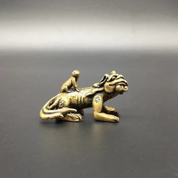 

Collection Chinese Copper Carved Animal Monkey Riding Pixiu Brave Troops Bring Wealth Exorcise Evil Spirits Exquisite Statue