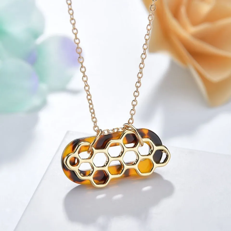 

Vintage Women Geometric Necklaces&Pendants Special Honeycomb Long Necklace Great Fashion Jewelry For Women