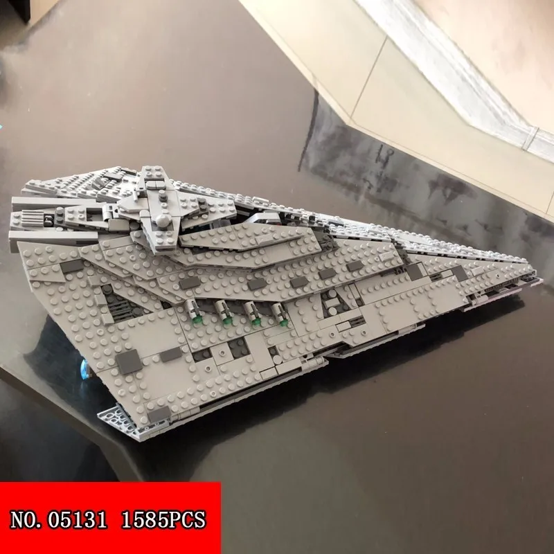 

Lepin Star Wars Series 1585pcs Large Star Destroyer Assembling Spelling Insert Building Blocks Oxyphylla Children Toys 05131