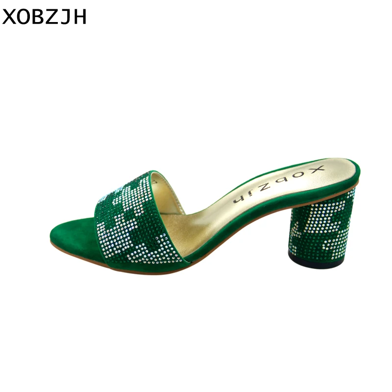 XOBZJH/Женская обувь коллекция 2019 года Роскошные Зеленые босоножки со стразами на