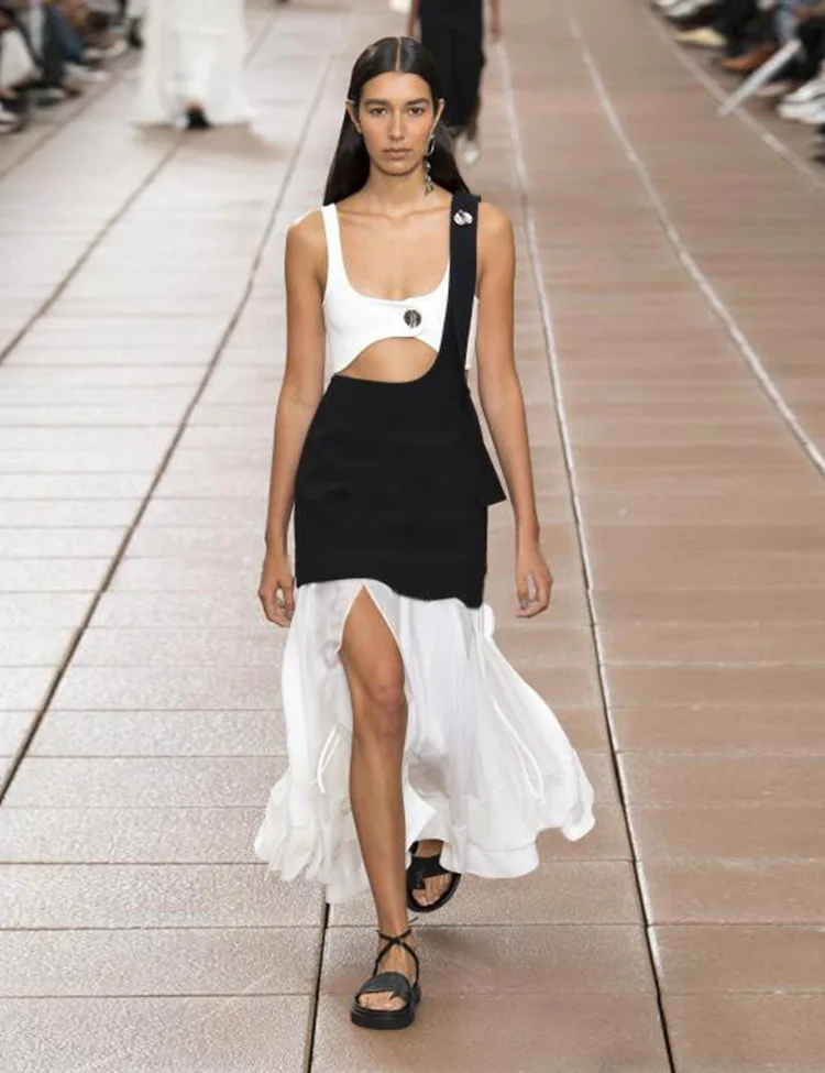 

DEAT 2019 Summer Single Strap Skew Shoulder Black Streetwear High Waist Short Mini Skirt Women ME631