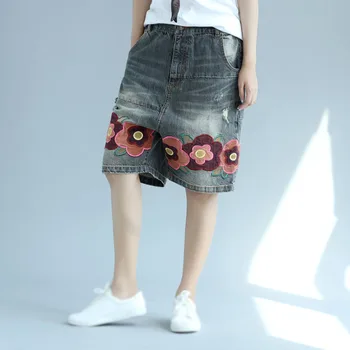 

Fashion Women Half Casual Knee Length Elastic Waist Denim Shorts Summer Embroidery Flower Jeans