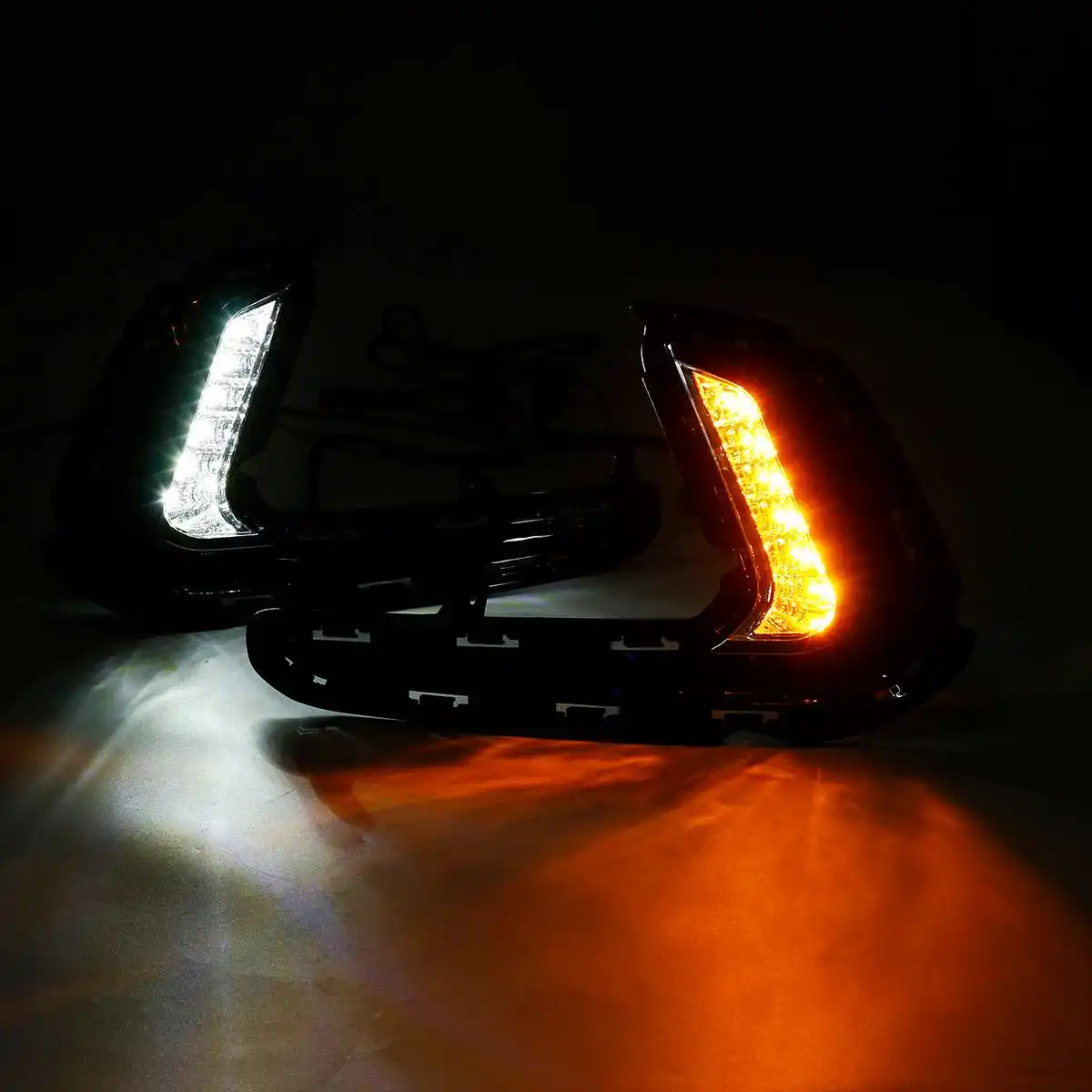 

1 Pair LED Car Daytime Running Light DRL Front Bumper Fog Turn Signal Lamp for Hyundai Elantra 2017 2018 Car Styling With Wire