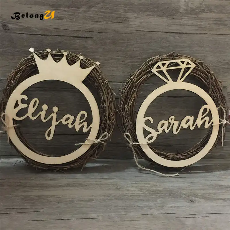 

Personalized Custom Groom Bride Names Hanging Signs PhotoBooth Props Wood Wedding Decoration Chair Sign Hoop Photo Booth Decor