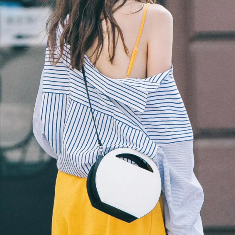 

[Super Seabob] 2019 Spring Summer Woman New Hit Color Single Strap Round Shape PU Leather Portable Messenger Bag All Match LM046