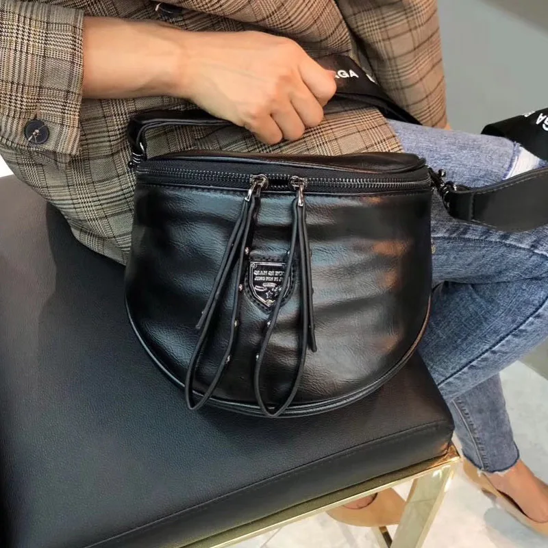 

Saddle Bag Handbag 2019 New Retro Bag Europe And The United States Fashion Shoulder Bag Casual Wild Wide Shoulder Strap Messenge
