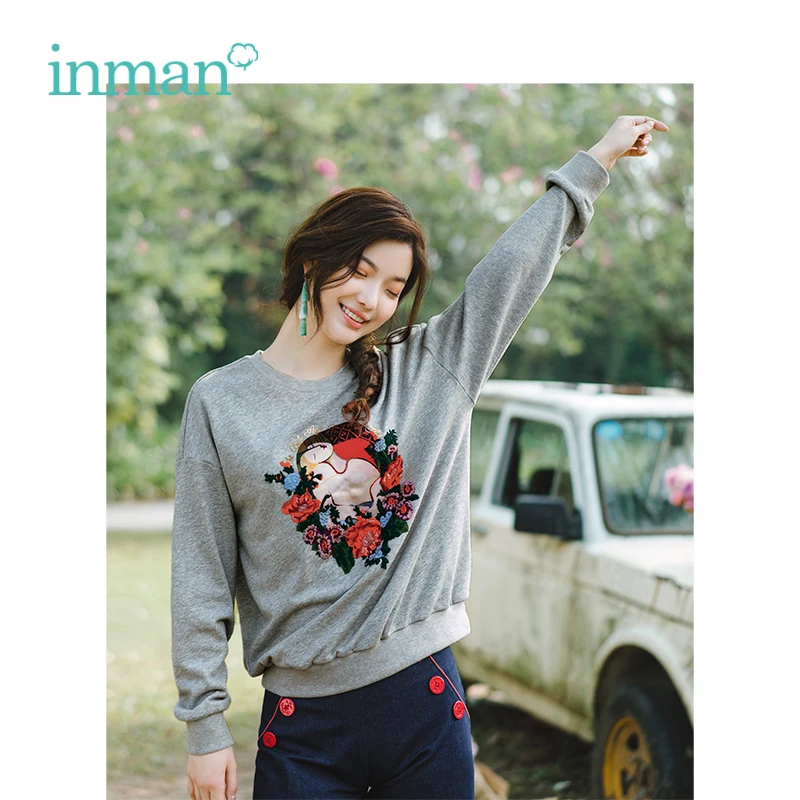 

INMAN Autumn O-neck Literary Retro Embroidery Casual Korean Fashion Student Style Loose Women Sweatshirts