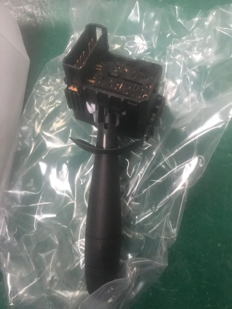 

FOR RENAULT ESPACE MK4 TRAFIC LAGUNA MK2 MASTER NK2 2001 ONWARDS FRONT WINDSCREEN WIPER STALK SWITCH 13 pin