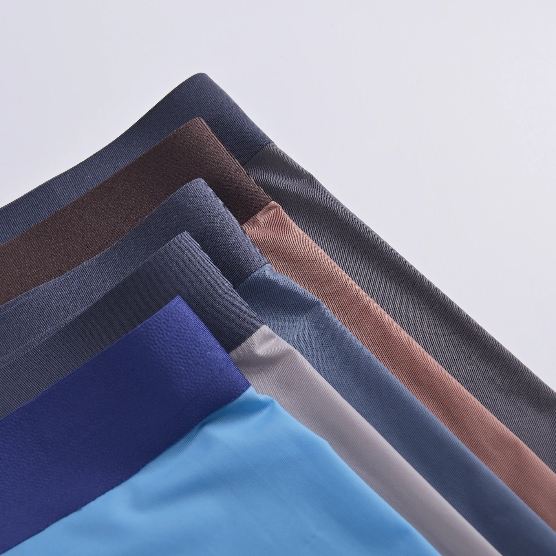 Человек полностью закрытые под брюки для девочек 70 г Ice Silk ультратонкие поплавок кусок типа прямой угол Прямо Мужские трусы боксеры