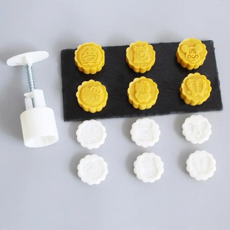 

Hand Pressure Mooncake Mold 1 Barrel 6 Stamps Set 2018 Fondant Moon Cake Mould Decor DIY Baking Accessories Bakeware 3D Cartoon