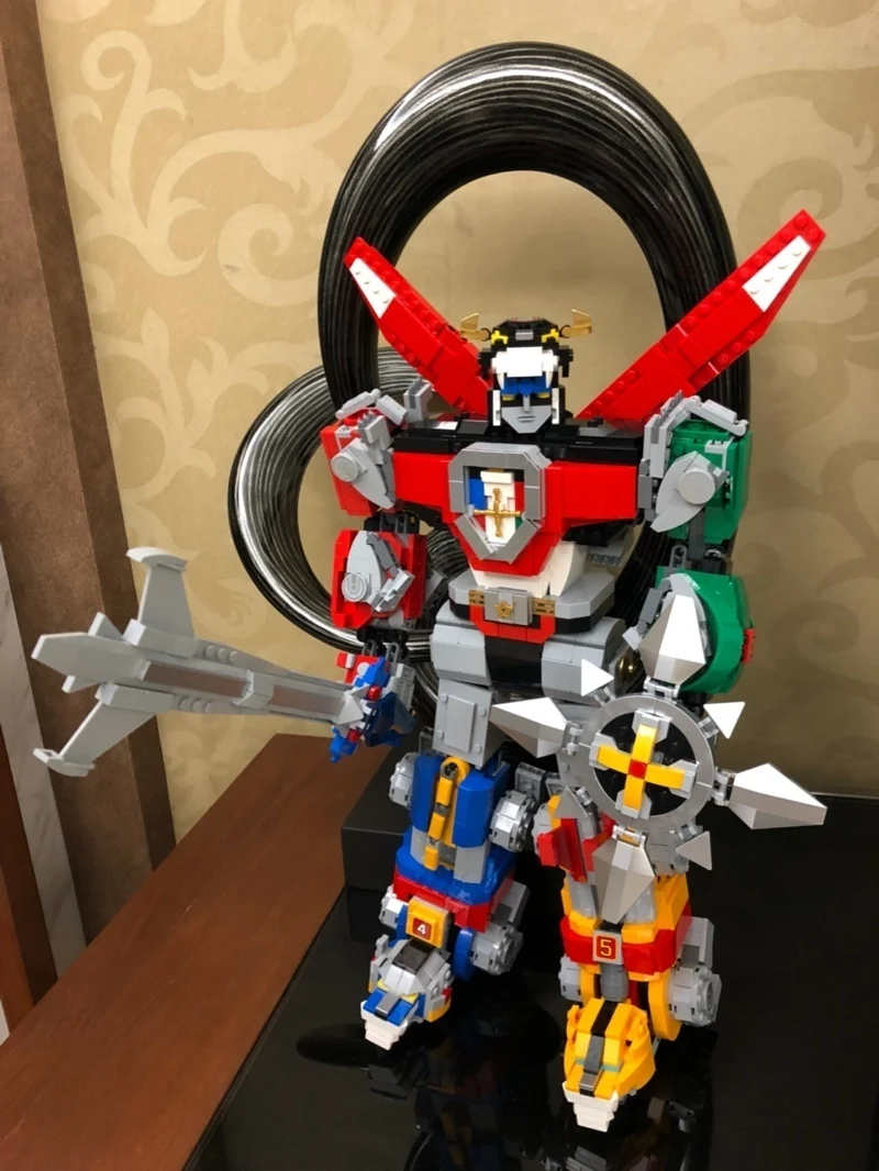 

New Voltron 2600PCS Defender of The Universe Compatible Legoings 21311 Model Building Kits Blocks Bricks Toys For Children