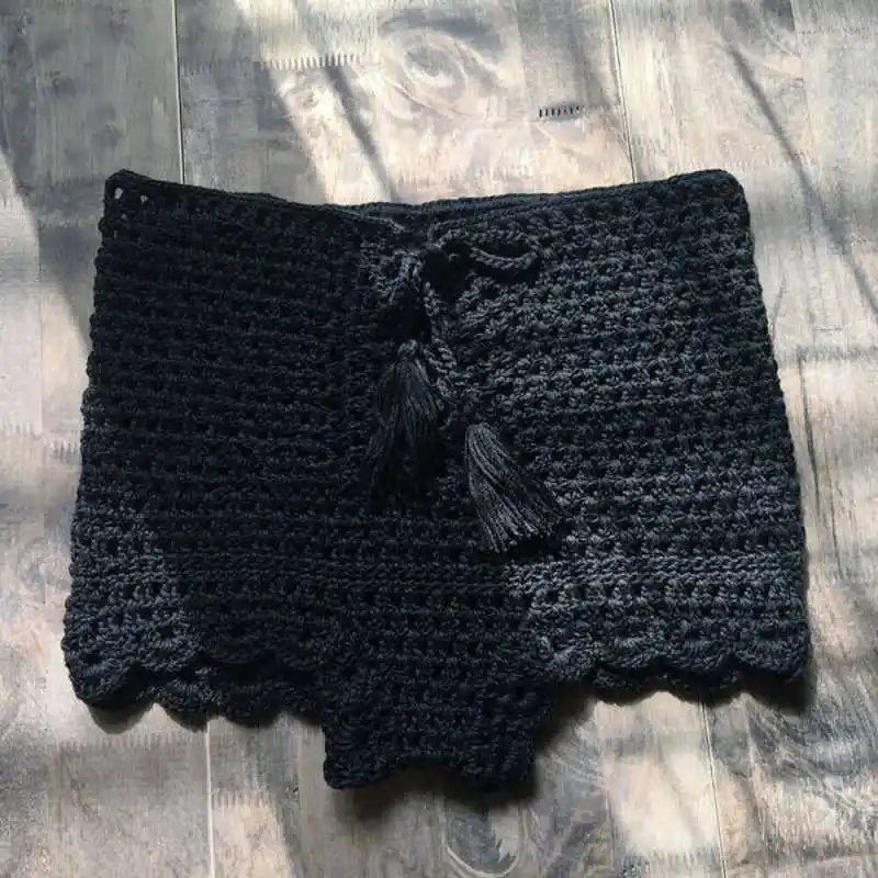 Summer Sexy Woman Fashion Casual Beach Summer Hot Female Solid Color Sexy Hand-woven Striped Color Swim Shorts