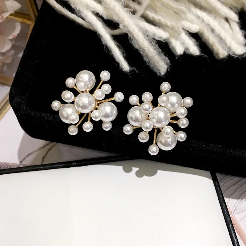 

New design fashion Korea Dongdaemun temperament small pearl fireworks shape earrings personality simple earring for woman