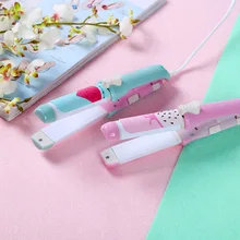 В 220 шт. 2 In1 Мода 100 в выпрямитель для волос мини щипцы для завивки волос путешествия Инструменты милые карамельный цвет Flat Iron