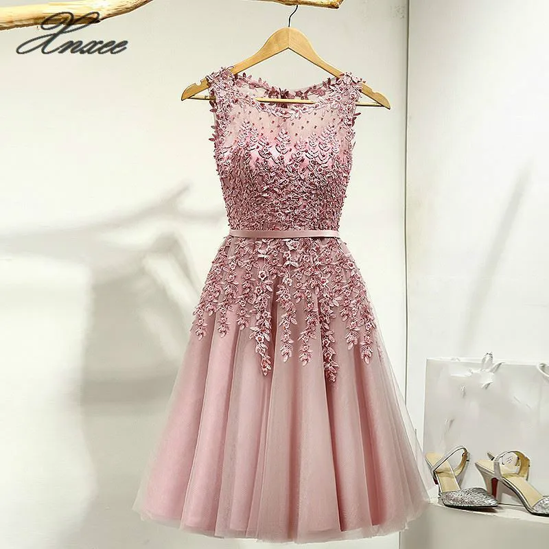 

2019 Hot Sell Elegant Knee Length Women Girls Dresses Appliques Beads Party Dresses