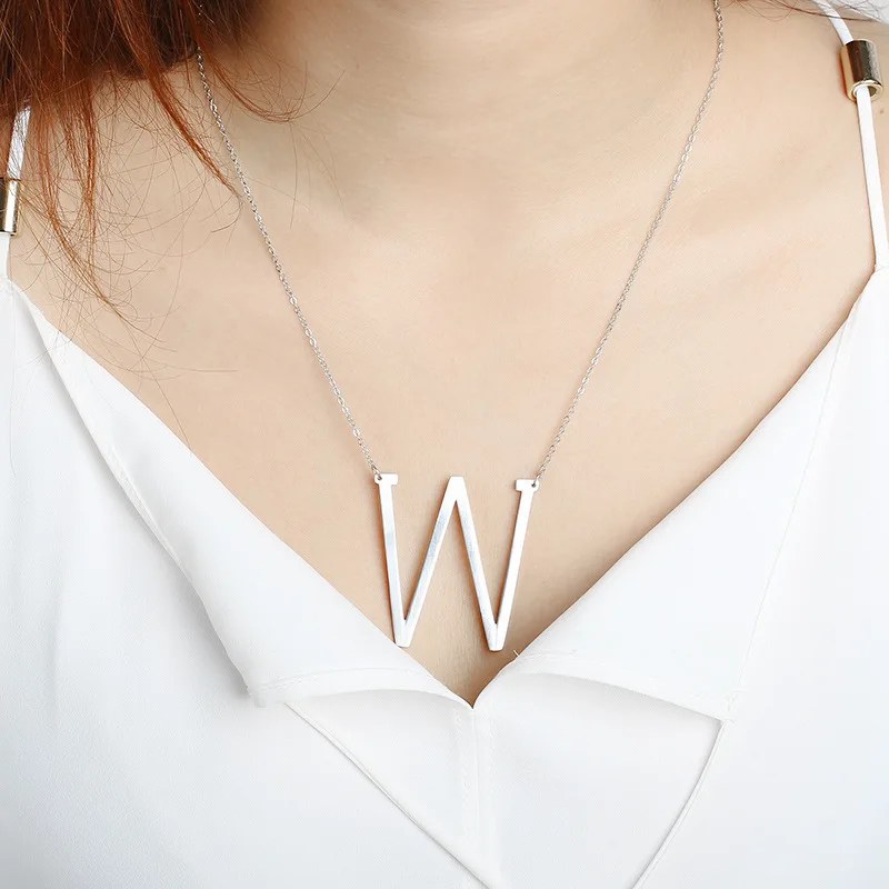 

Hot Sale Fashion 26 Alphabet Capital Letter Pendant Necklace For Women 3 Colors Letter Charm Pendant Necklace Party Gift
