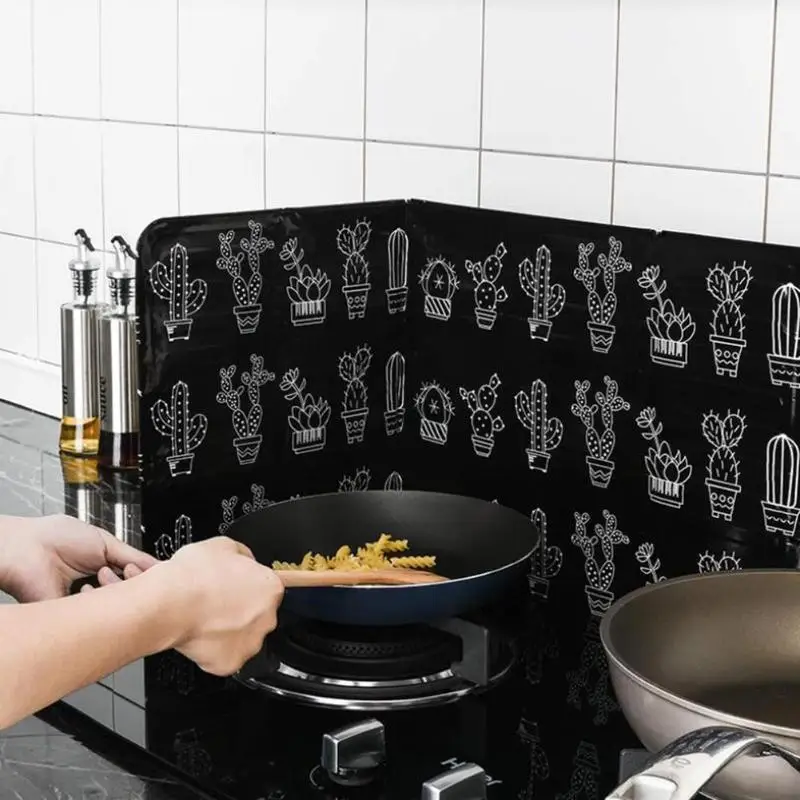 Kitchen Gadgets Frying Oil Splatter Screens Aluminium Foil Plate Gas Stove Splash Proof Baffle Home Kitchen Cooking Tools