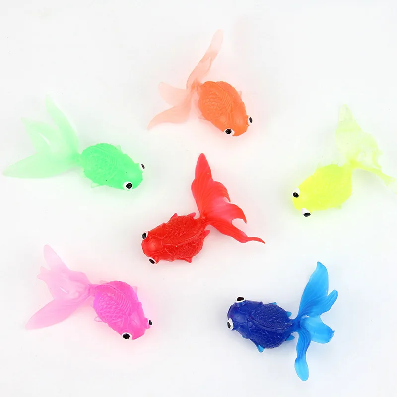20pcs Plastic Simulation Small Goldfish Soft Rubber Gold Fish Kids Toy TO 