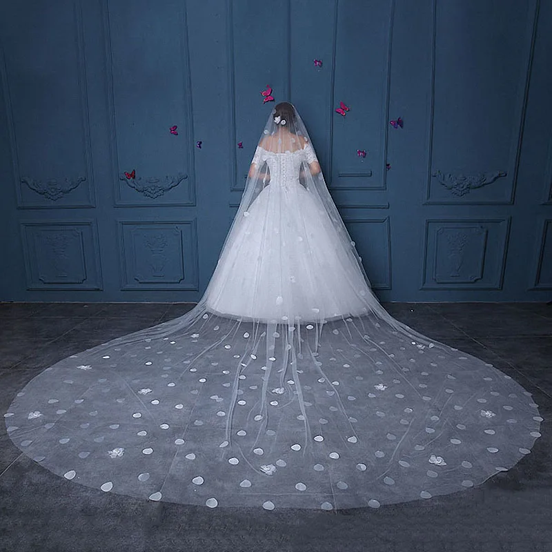 

Romantic Ivory Petal Wedding Veils Yarn Flower One Layer Cathedral Long Bridal Veils Hair Accessories Handmade