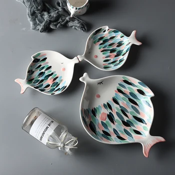 

Kiss Fish Shape Ceramic Dinner Plate Decorative Jewelry Trinket Dish Necklace Storage Vanity Tray Decorative Lover Couple Gift