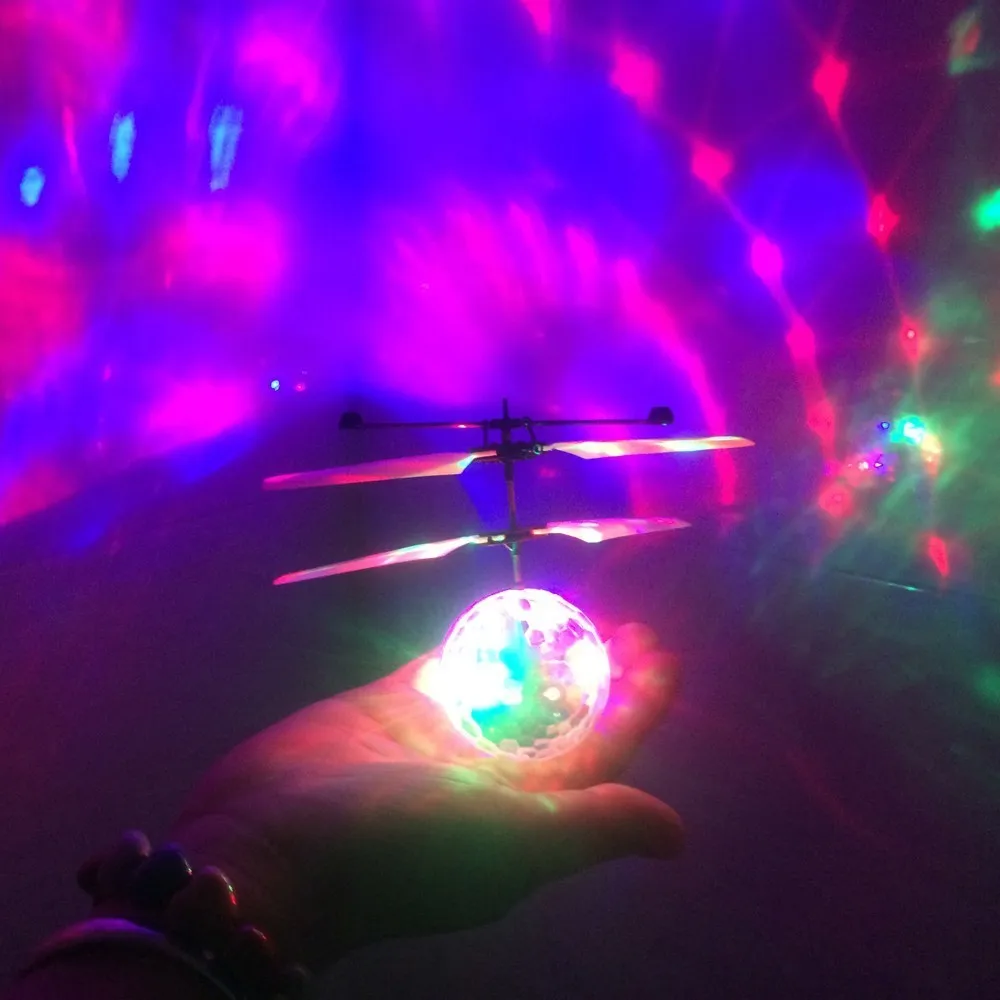 Crystal Flying RC Ball Infrared Induction Mini Aircraft Flashing Light Remote Control Helicopter Toys For Kids Gift Toy