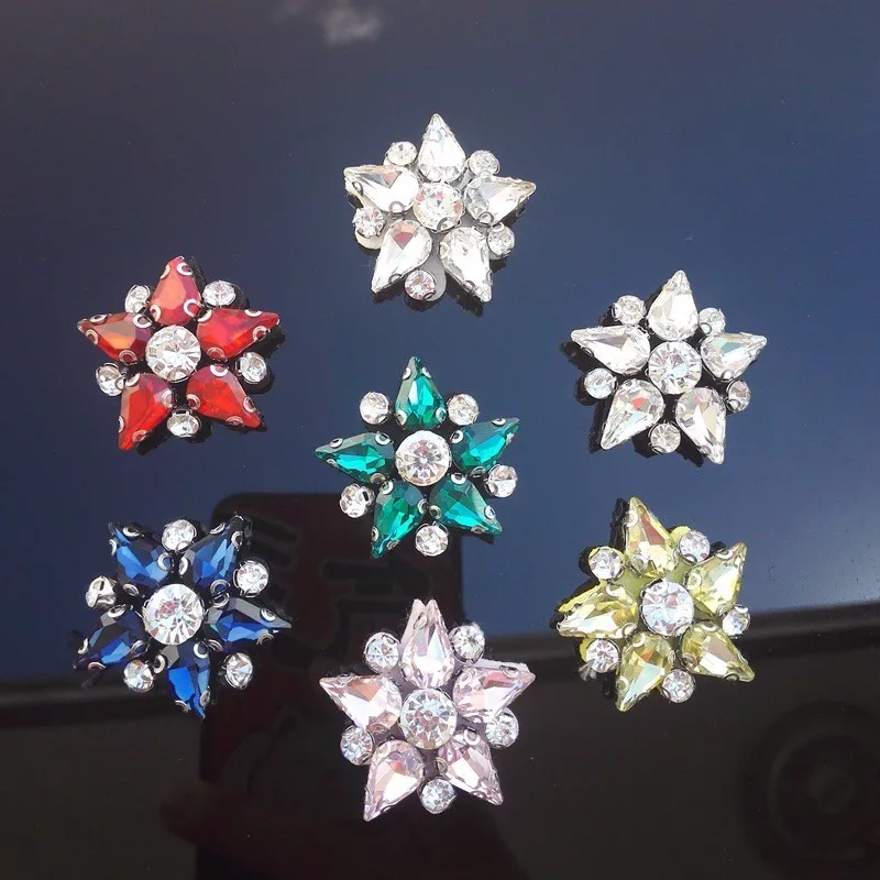 Pulaqi цветок Форма патчи Цвет Кристалл Аппликация горный хрусталь Epaulet