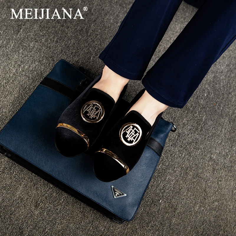 

MEIJIANA Leather Fashion Men's Shoes Loafers Mens Slip On Dress Party Wedding Shoes New Luxury Brand Men's Shoes