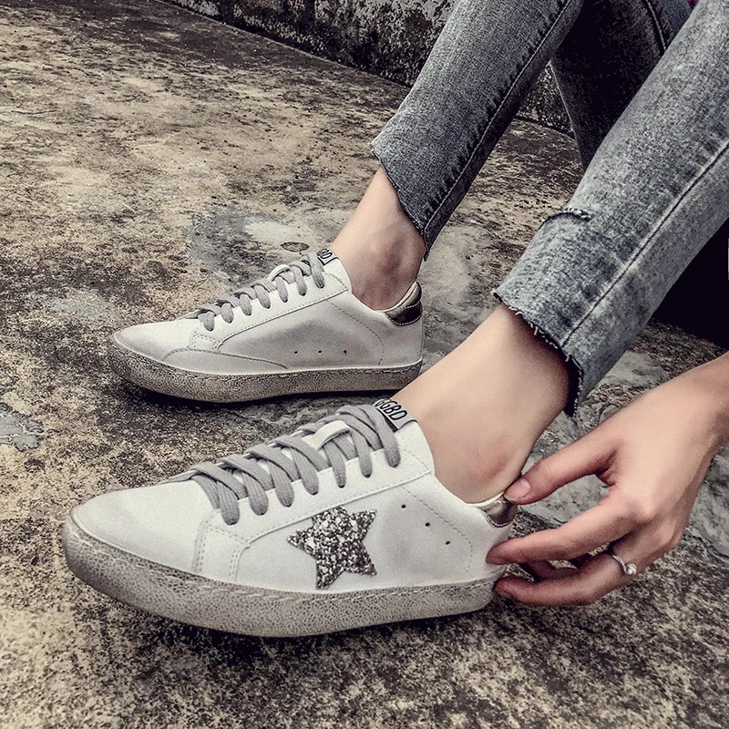 

Sneakers Women Flats Casual Star Golden Shoes Glitter Leather Do Old Dirty Sequins Shoes Female Mixed Color Trainers Vintage New