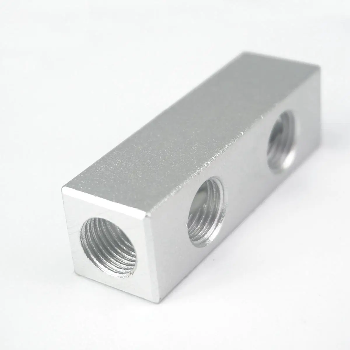 

Aluminum 20x20mm 1/4" BSP Female 2 Way 5 Port Pneumatic Fitting Manifold Block Splitter