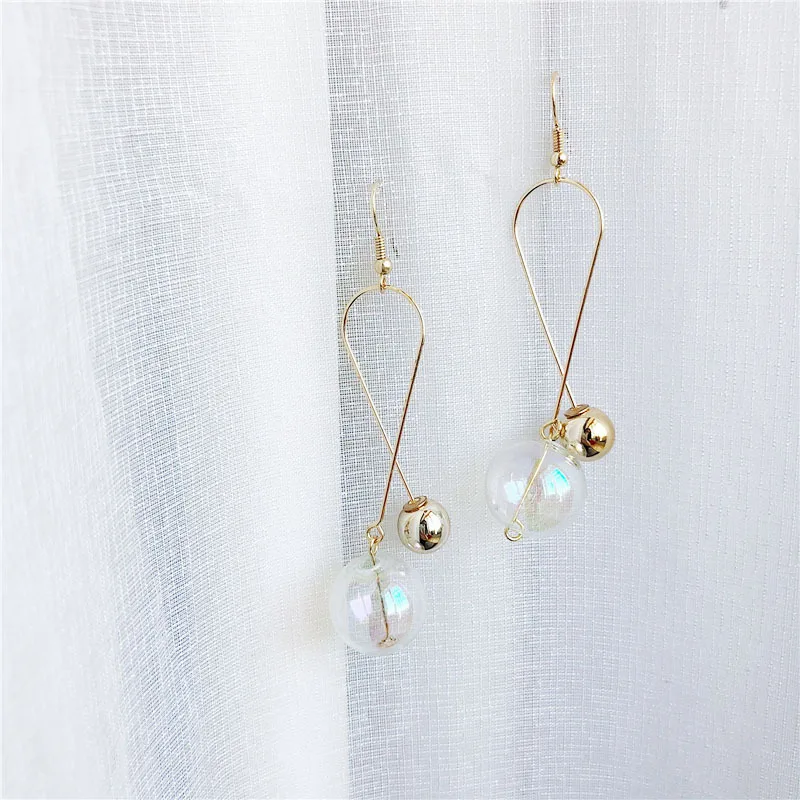 

2019 new brand design colorful glass ball Stud earrings simple earrings for women.