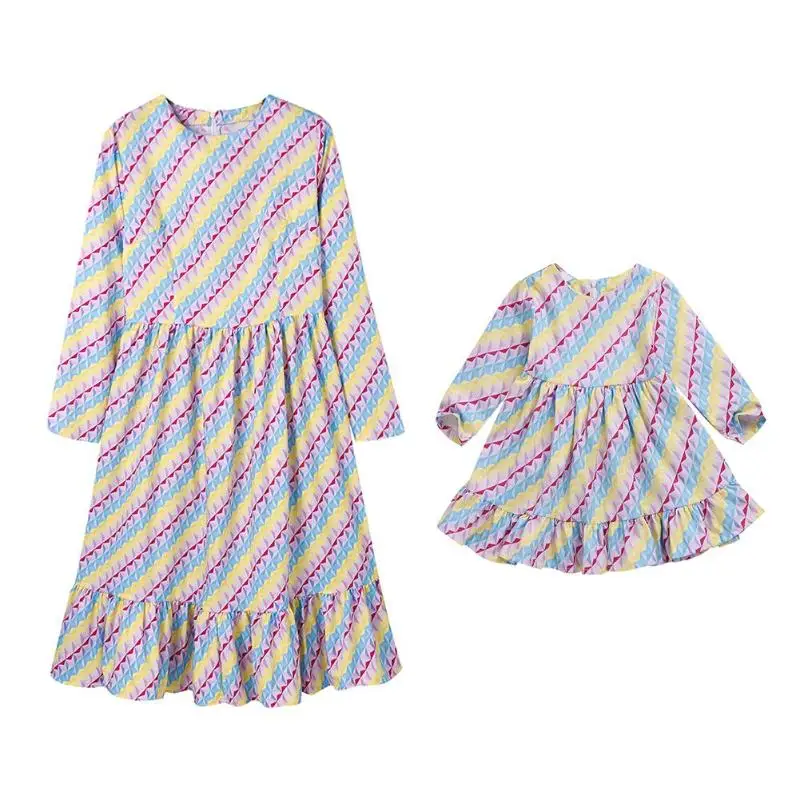 

Family Matching Outfits Long Sleeve Mother Girls Dresses Colorful Geometry Print Clothing Casual Daily Wear