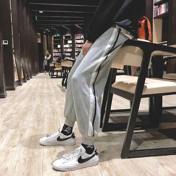 

Autumn Winter New Joggers Sweatpants Men Warm Plus Velvet Thickening Fashion Casual Pants Man Loose Hip Hop Trousers Streetwear