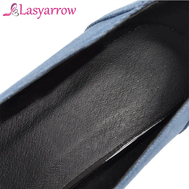 Туфли Lasyarrow женские джинсовые высокий толстый каблук круглый носок платформа