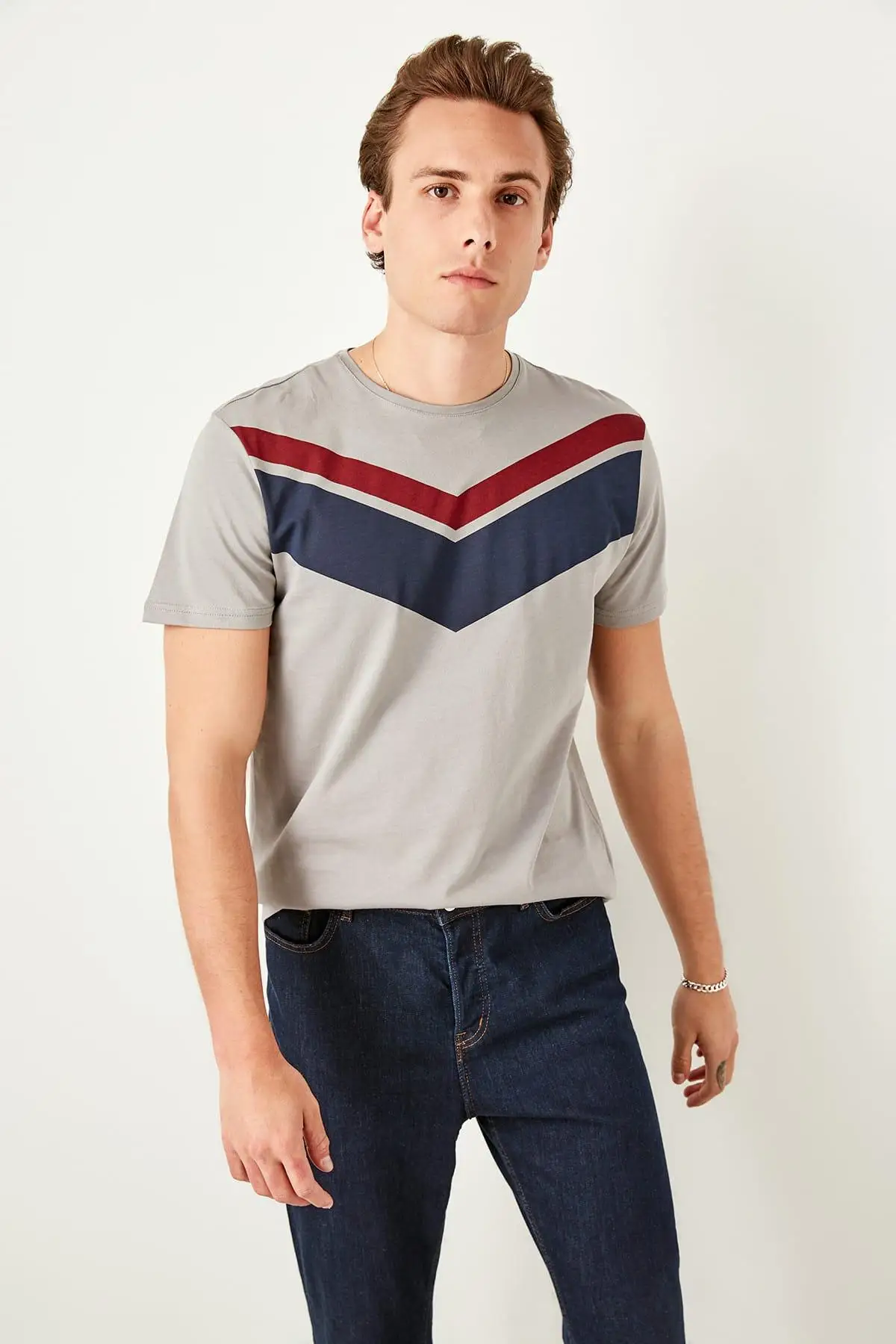 

Trendyol Gray Men 'S Printed T Shirt TMNSS19VL0015