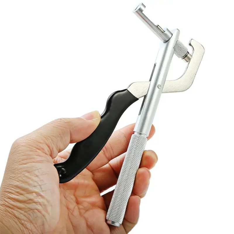 

Metal Watch Band Adjuster Pliers with 3 Spare Pins Watch Repair Tools