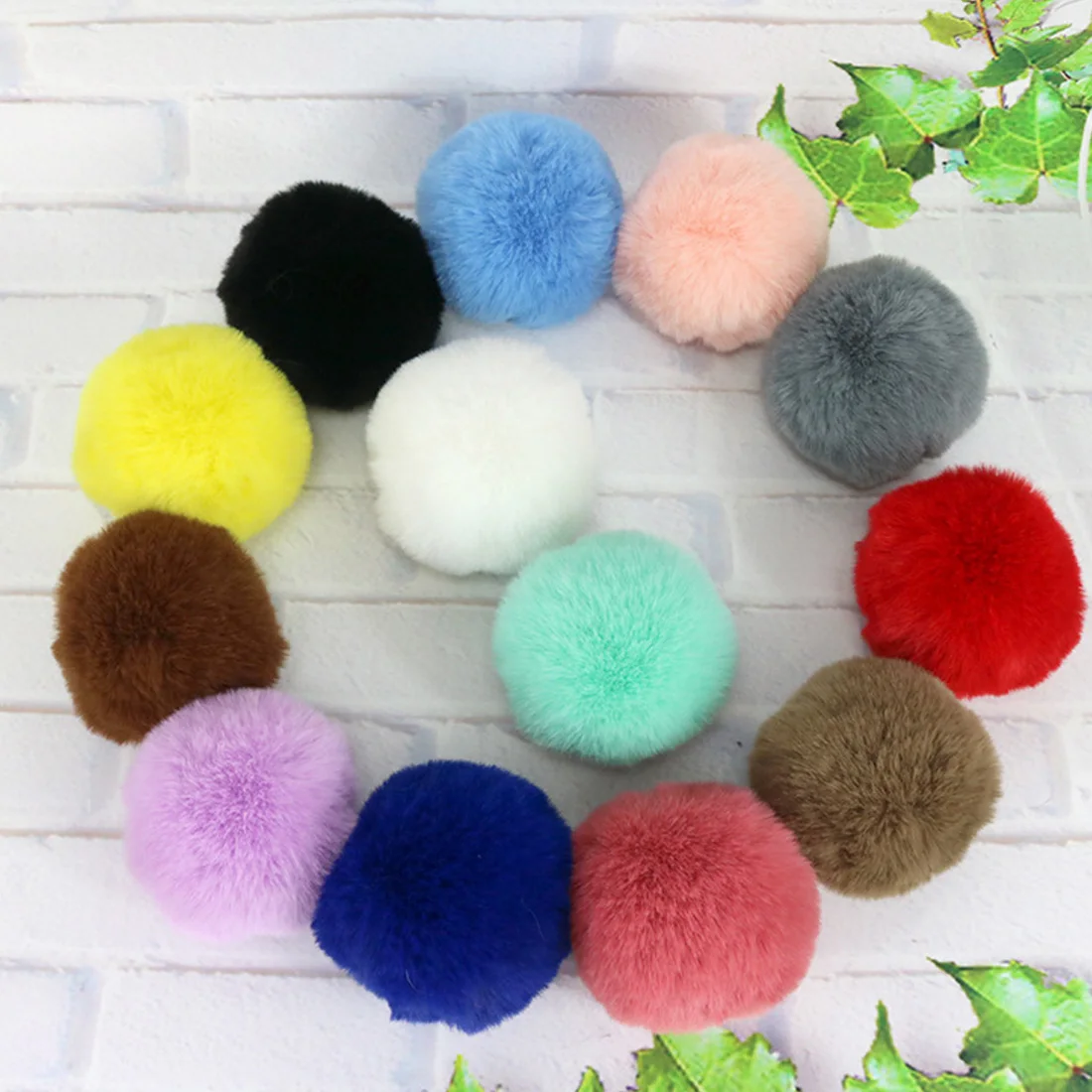 

DIY Women Bag Keychain 8CM Natural Rabbit Fur Ball Lovely Key Chain Key Ring Cute Fluffy Pompom