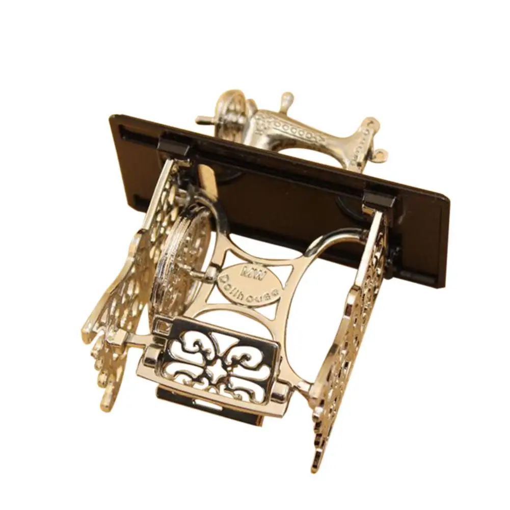  None Mini Metal Sewing Machine Modeling Toy for 1:12 Doll House Accessories