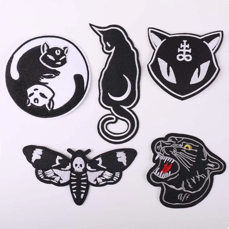 

PGY 1PCS Eight Diagrams cat Badge Embroidered Clothing Patch Iron-On Kids Cuffs Neckline DIY Decorative Embroidered Animal Cloth
