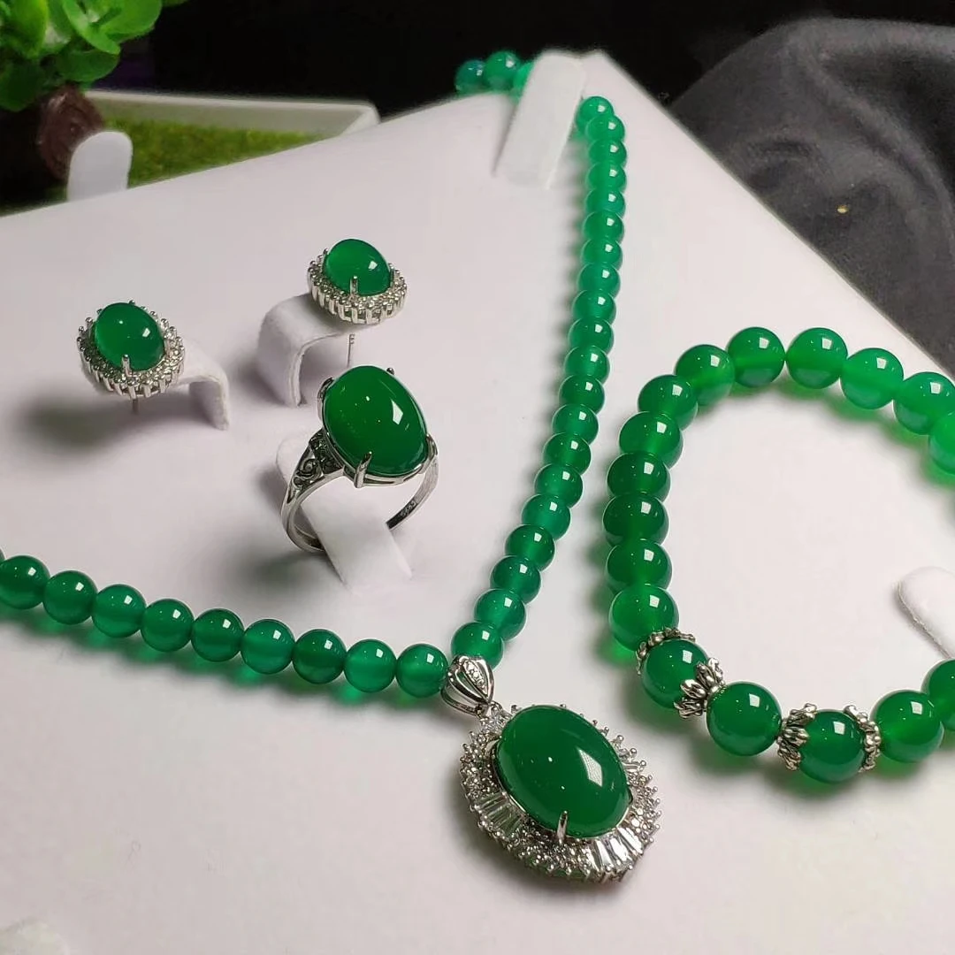 

Koraba 4pcs 925 Sterling Silver Natural Vintage Green Jade Gemstone Beads Pendant Necklace Bracelet Earrings Women Jewelry Set