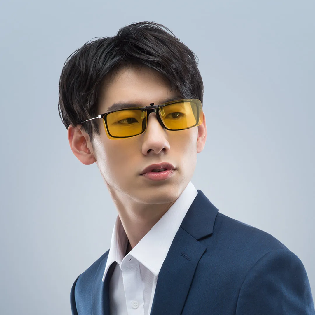 XIAOMI TS Night Vision Clip-on Glasses TAC Polarized Lenses Zinc Alloy 135 Degree Random Upturn Night Driving Clip Goggles XIAOMI TS Night Vision Clip-on Glasses TAC Polarized Lenses Zinc Alloy 135 Degree Random Upturn Night Driving Clip Goggles