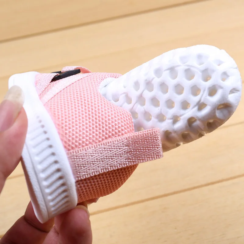 2019 الربيع نمط جديد الفتيات رياضية قذيفة رئيس أحذية تزلج لفتاة الاطفال الطفل تنفس العسل نعل الأحذية حجم 21 -30