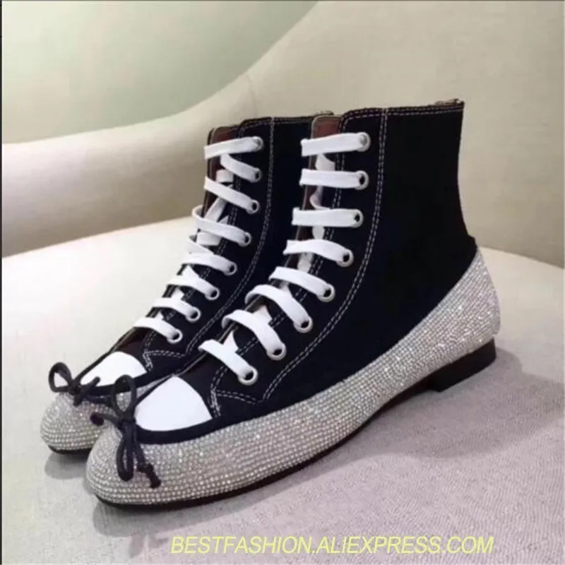 

The latest cowboy boots women's round head rhinestone patchwork bow flat casual shoes female star fashion young ankle bootsFemal
